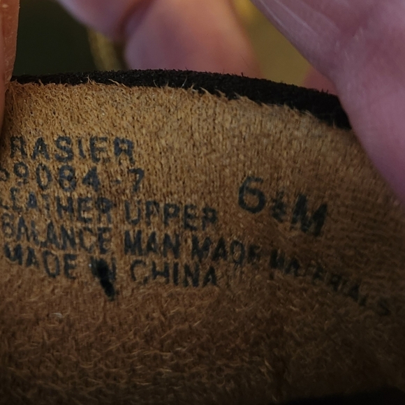 🌞NICE🌞NATURAL SOUL Brown Leather Flats Sz 6.5 - Picture 7 of 8